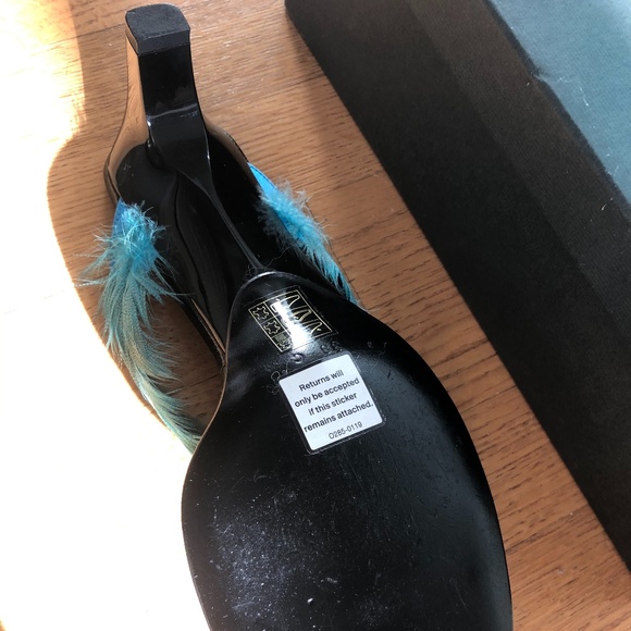 Gucci Duck Feathers Slides - Picture 7 of 9